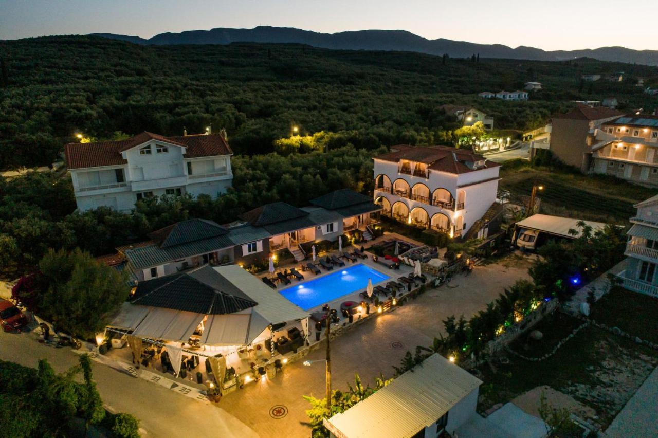 Corali Appartement Amoudi